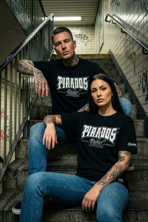 T-shirt "Block Script" Black