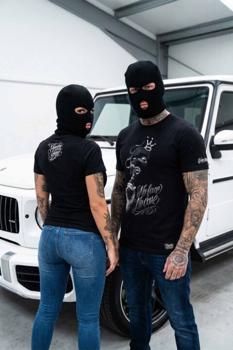 "NO FACE NO CASE" -CAMISETA NEW STYLE, NEGRO
